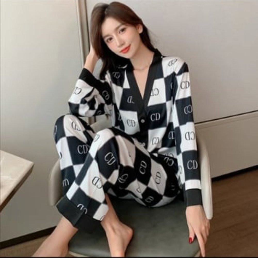pyjama en Satin et soie glacée pour femmes